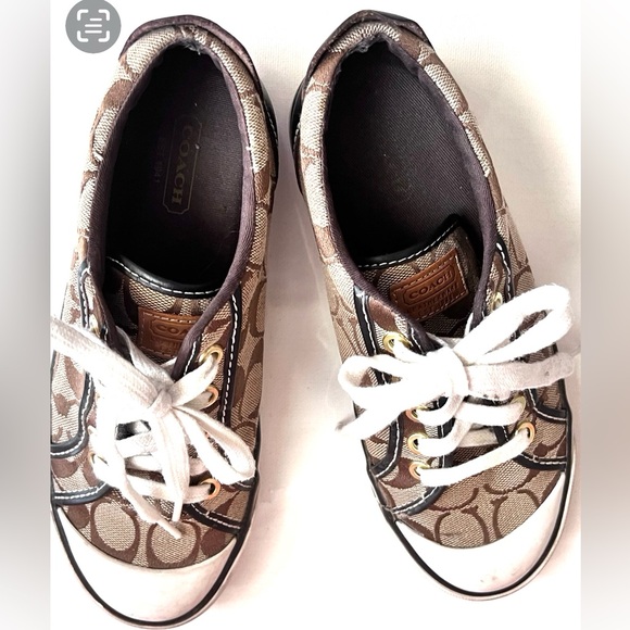 COACH Women’s Shoes size 6B - Picture 5 of 7